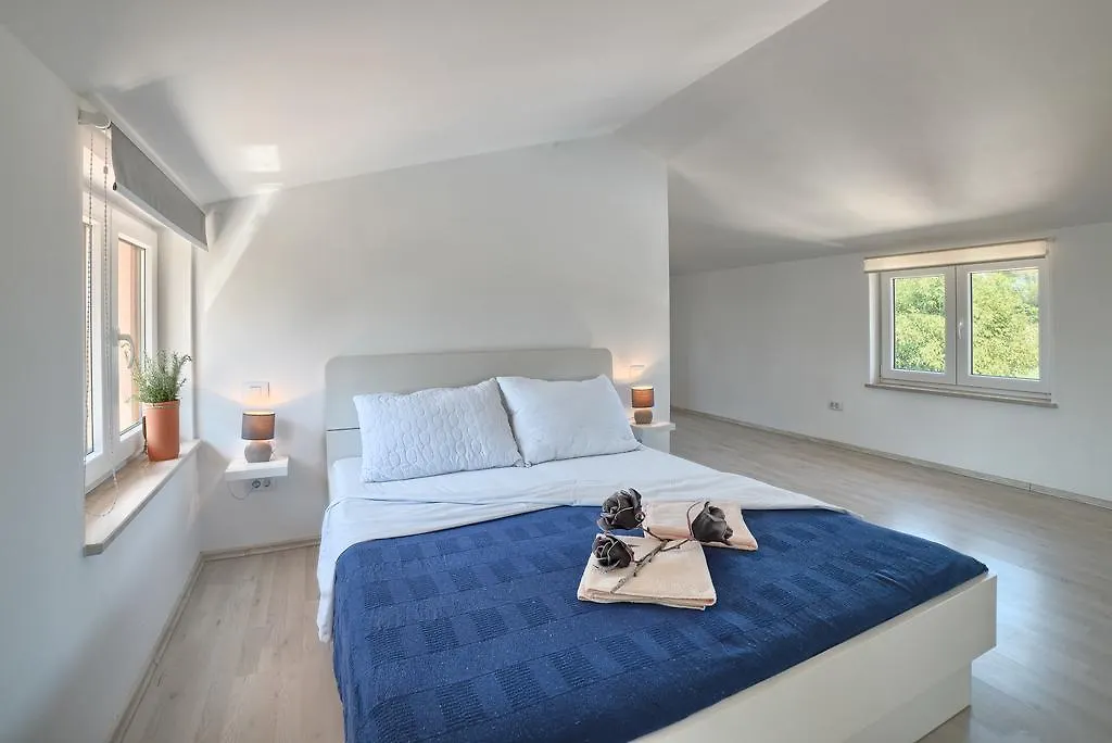 Beautiful Villa Palera With Private Pool Near Pula Liznjan