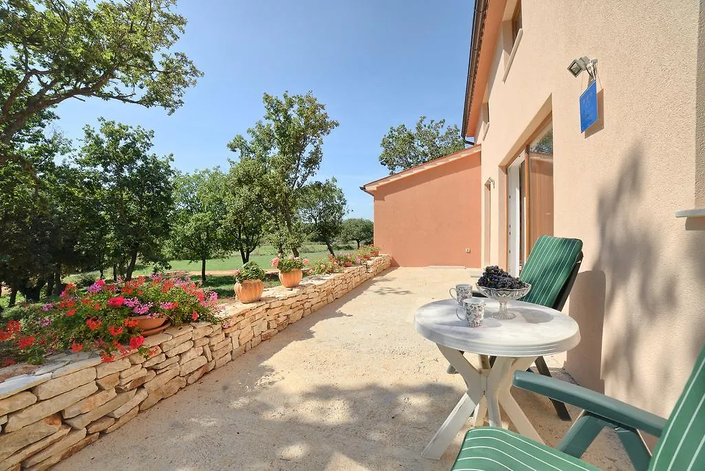 Beautiful Villa Palera With Private Pool Near Pula Liznjan