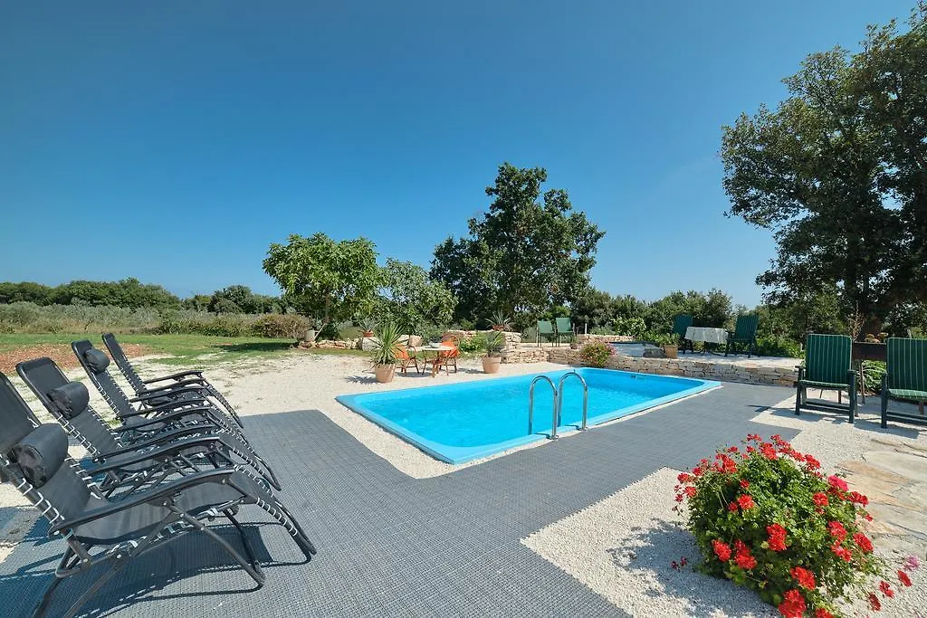 Beautiful Villa Palera With Private Pool Near Pula Liznjan Croatia